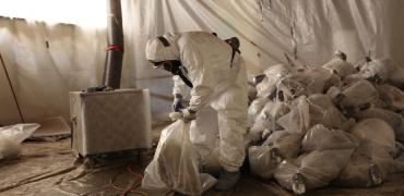 asbest afvoeren in dubbele zakken